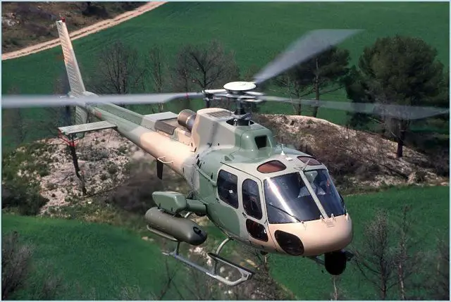 The new Fennecs will perform a wide range of missions including rescue, reconnaissance, drug enforcement and border patrol from their base at Porto Viejo. Modern, versatile and highly maneuverable, the AS550 C3 Fennec is perfectly adapted to the operational requirements in Ecuador, a country that combines high altitudes and extreme temperatures.