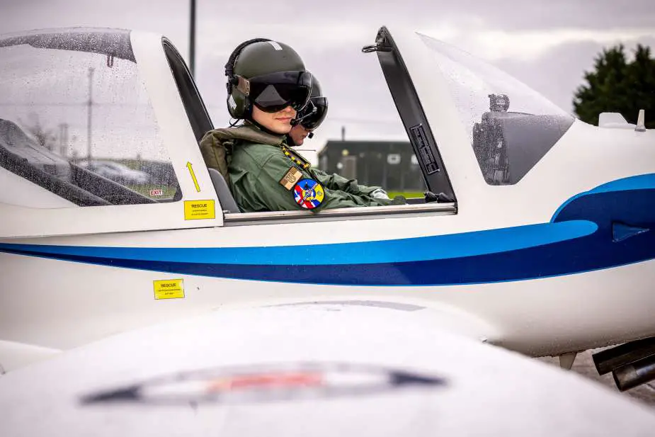 Babcock completes basic training of future Ukrainian F 16 pilots 2