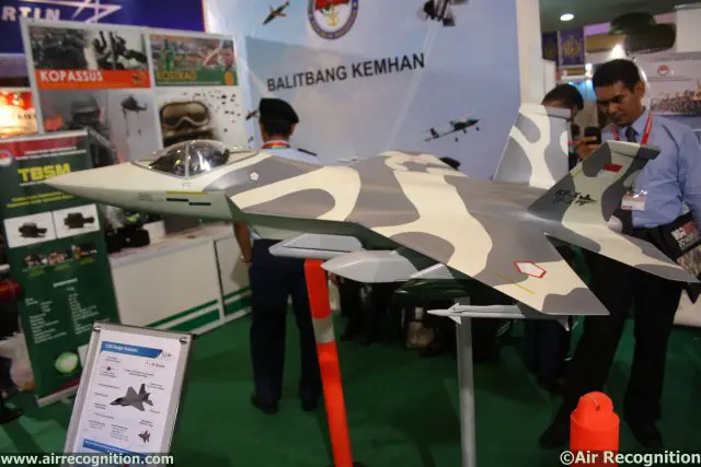 Nearly one month after starting negotiations with South Korea to reach an agreement on the second phase of the joint development and production of the KF-X/IF-X jet fighter, Indonesian Ministry of Defense is officially showcasing the IF-X in Indonesian livery during IndoDefence 2014 exhibition, which is held in Jakarta from 5-8 November. 