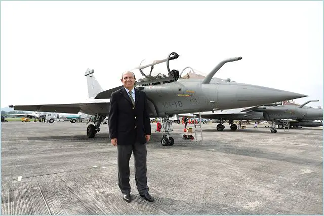 The signing of the Memorandum of Understanding between Strand Aerospace Malaysia and Dassault Aviation, which took place at LIMA ’13 further underscores the commitment of Rafale International to Malaysia. Dassault Aviation, together with Snecma (Safran Group) and Thales form the joint-venture group that developed the Rafale.