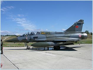 Mirage 2000D multi-role ground attack fighter aircraft technical data sheet specifications intelligence description information identification pictures photos images video France French Air Force aviation aerospace defence industry technology