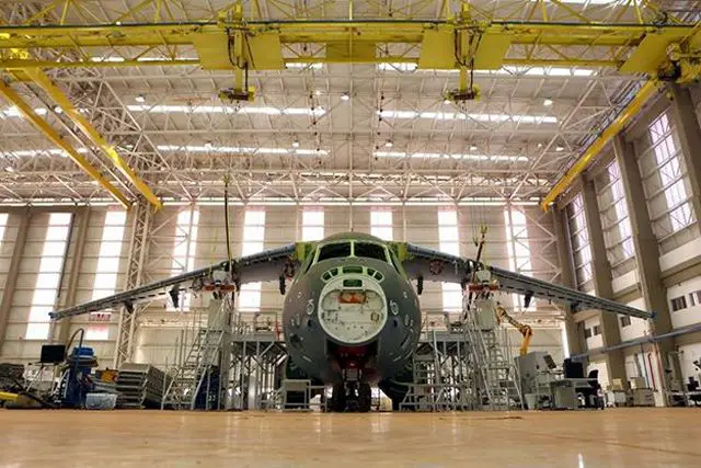 The Brazilian aerospace company Embraer Defense & Security has released the last picture of the first prototype of its KC-390 military airlifter and aerial refueling . The KC-390 program is at a turning point, the first flight of the aircraft is expected within a month. The aircraft is designed to replace the older C-130 Hercules development. 