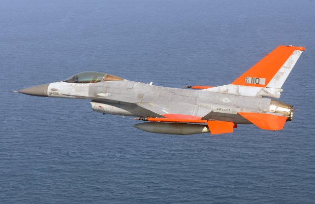 A few days after the delivery of the first production QF-16 full-scale aerial target to Tyndall Air Force Base, Boeing has been awarded a $28,460,408 contract for purchase of 25 QF-16 Full-Scale Aerial Targets (FSAT), announced today the US Department of Defense. 