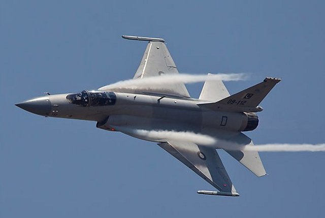 According to local medias, Pakistan's Ministry of Defense said that a contract has been signed between Islamabad and Myanmar to sell the JF-17 Thunder multirole fighter, also known as the FC-1 Xiaolong, which was jointly developed by Chengdu Aircraft Industry Group and Pakistan Aeronautical Complex, Islamabad's Capital Television reported on March 18.