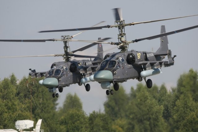 Russia Eastern Military District receives two new Kamov Ka 52 and three Mil Mi AMTSh helicopters 640 001