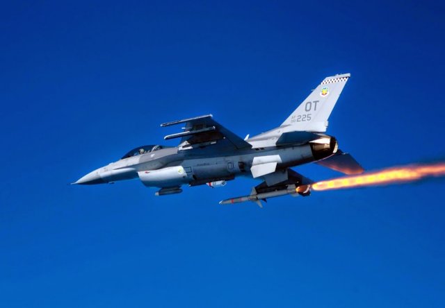 Raytheon and the USAF successfully achieves flight tests for the HARM Control Section Modification 640 001