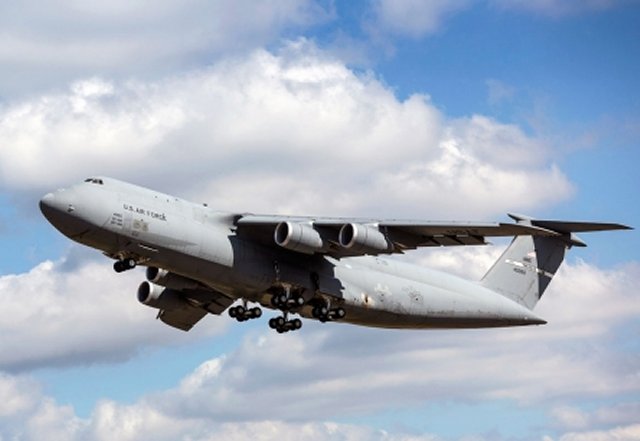 The USAF takes delivery of its 31st C 5M Super Galaxy strategic airlifter 640 001