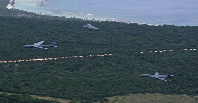 All three USAF bombersconducts first ever integrated operation in Pacific 640 001