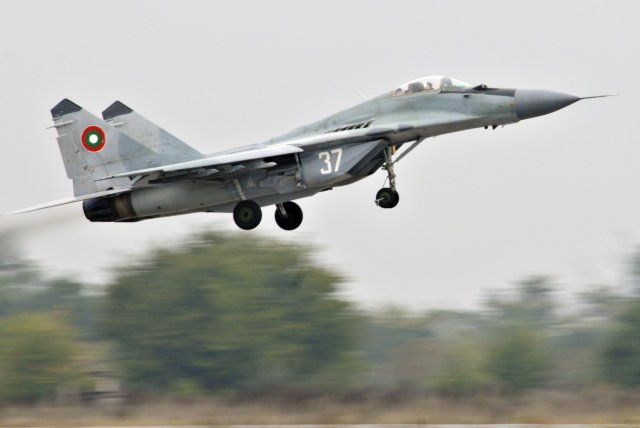 Bulgaria to open a tender for new engines for its MiG 29 fighter jets 640 001