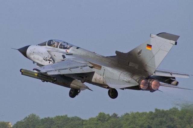 Four more German Tornado fighters reached Turkey for surveillance missions against Daesh 640 001
