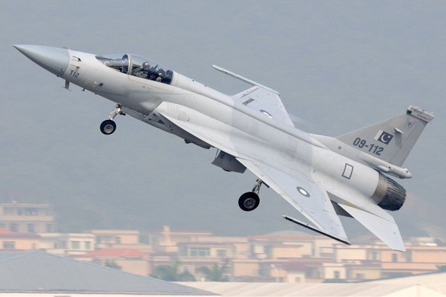 Sri Lanka and Pakistan reportedly signed MoU for the sale of eight JF 17 Thunder 640 001
