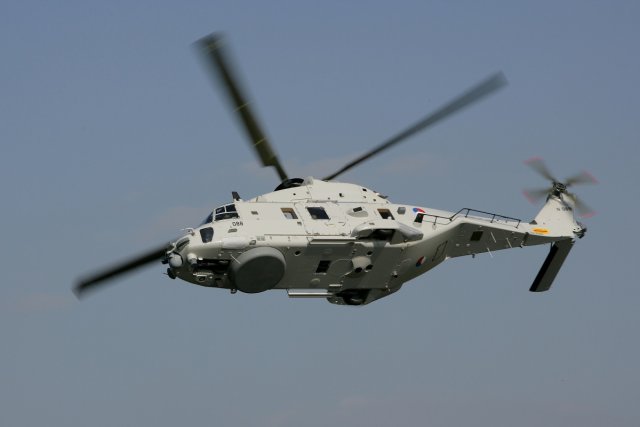 NHI and Dutch Economic Affairs Ministry sign agreement onNH90 rotorcraft workshare 640 001