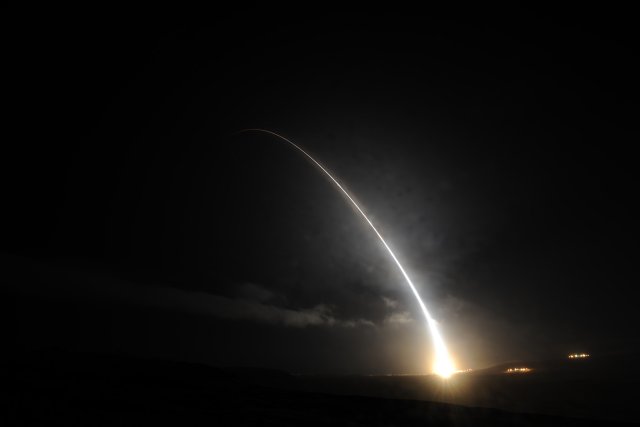 USAF successfully test fires unarmed Minuteman III ICBM 640 001