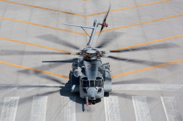 US Marine Corps CH 53K  King  Stallion helicopter approved for productio 640 001