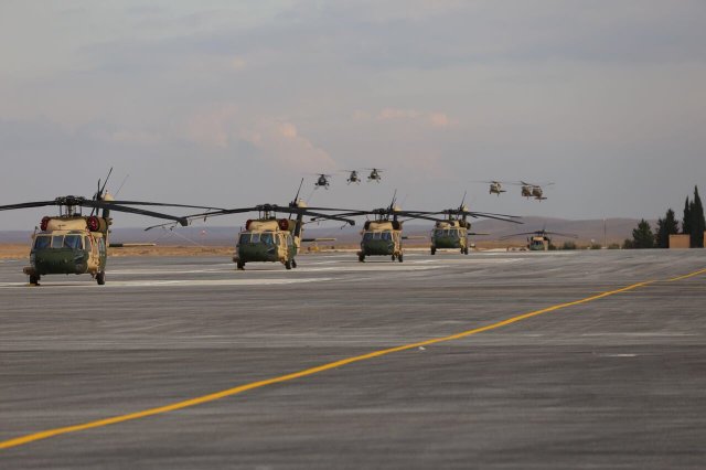 Jordan accepts final batch of UH 60M helicopters 640 001