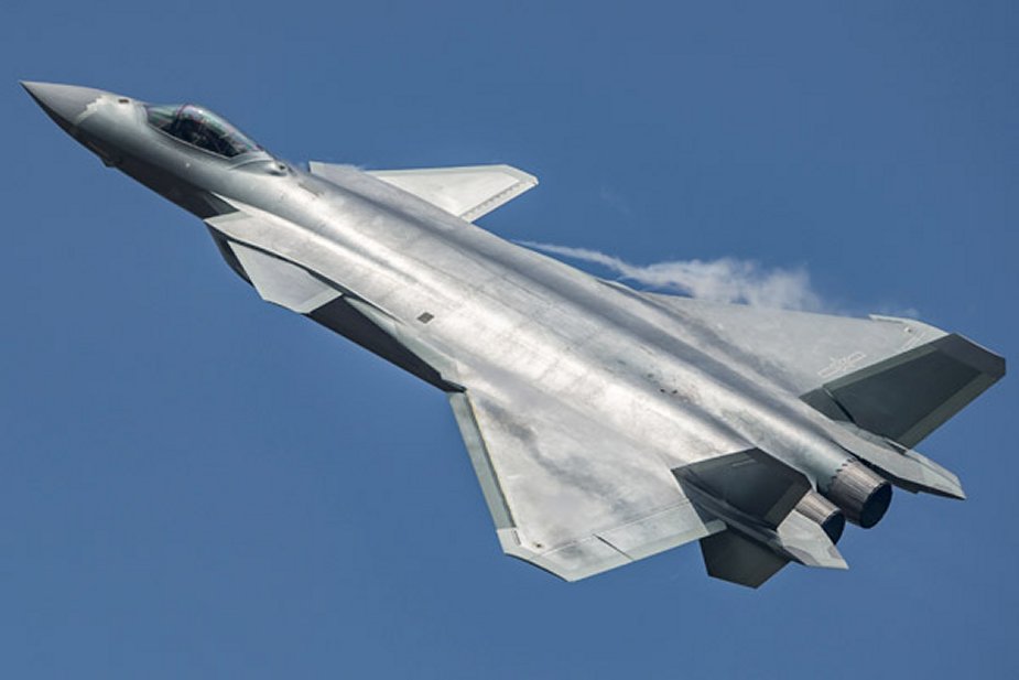 China to develop J 20 fighter jet into a large family 001