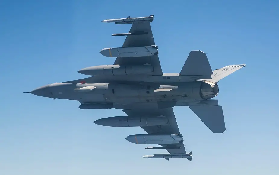F 16 Operational Flight Program delivers new capabilities 02