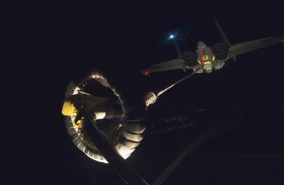Chinese Navy J 15 carrier based fighters complete nighttime buddy refueling in flight 925 002
