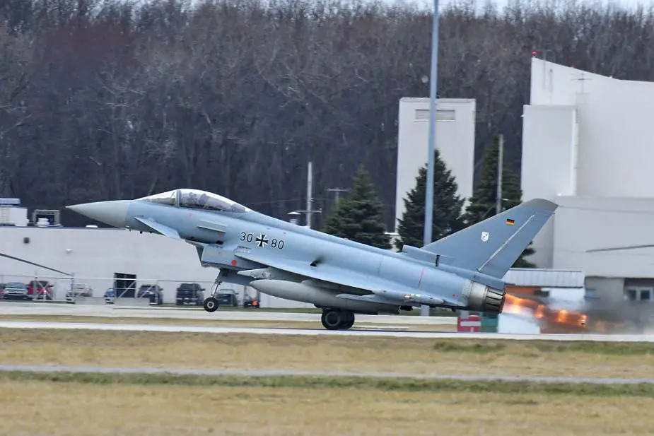 Germany approves the purchase of new fighter jets Eurofighter and F 18s 925 001
