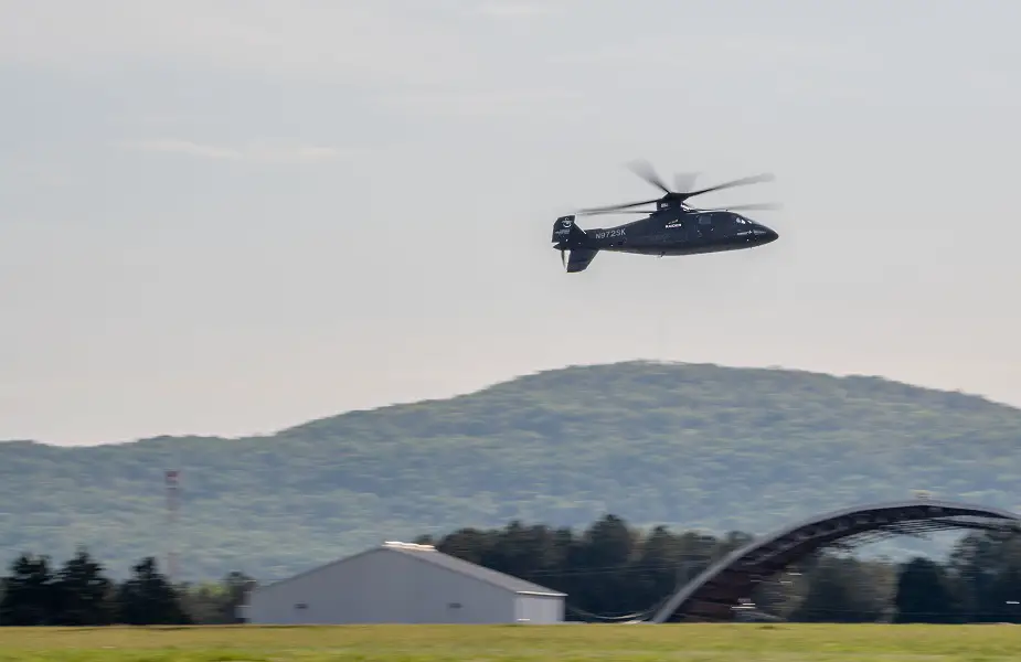 Sikorsky S 97 Raider helicopter performs first flight demos for US Army officials 04