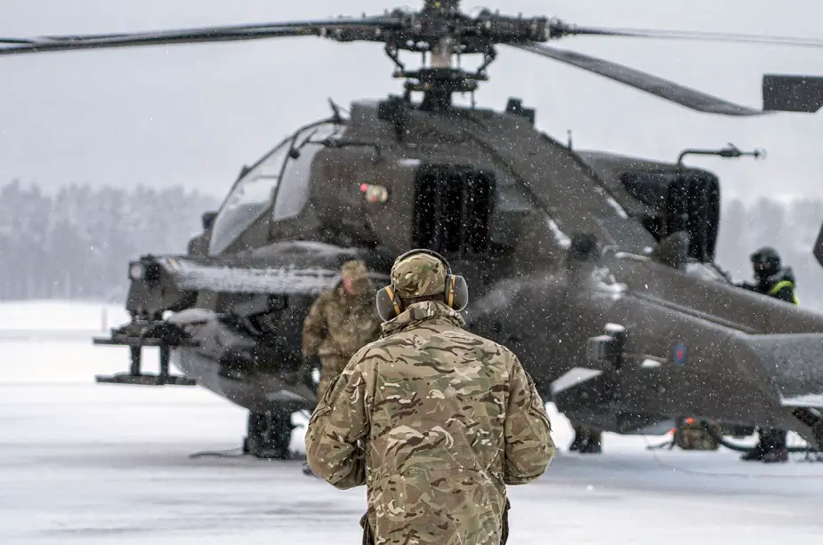UK Army Apache helicopters tested in the arctic circle 02