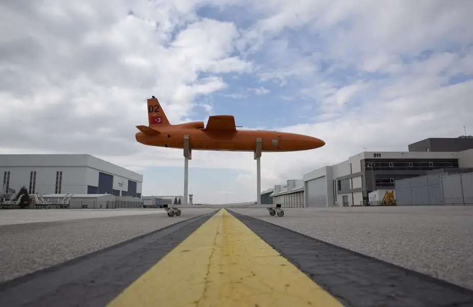 Turkey converts Şimşek target drone into kamikaze drone