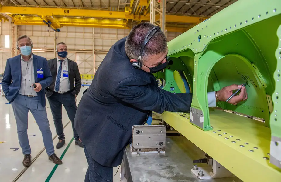 Embraer begins production of the first KC 390 Millennium for Hungary 02