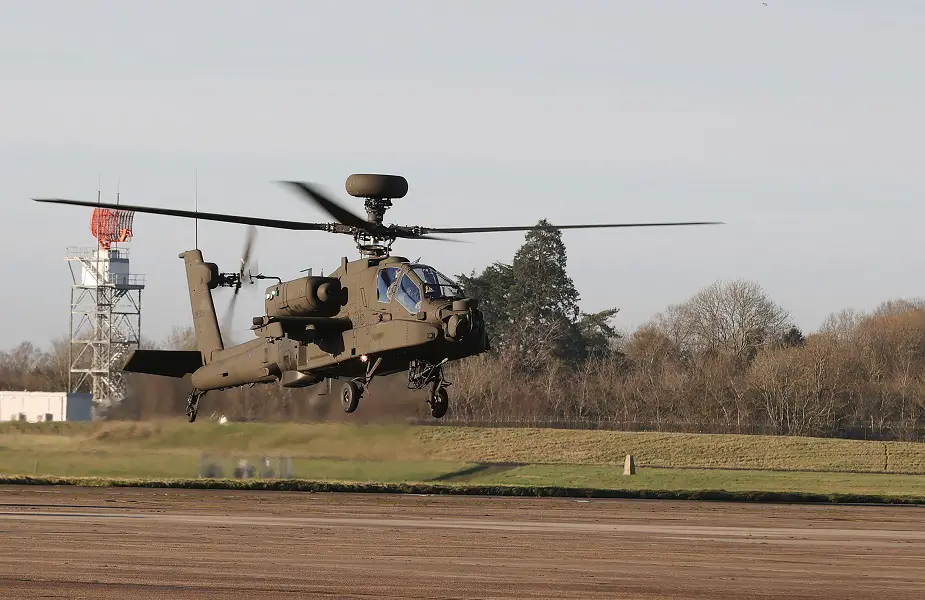 UK New Apache attack helicopter enters service 02