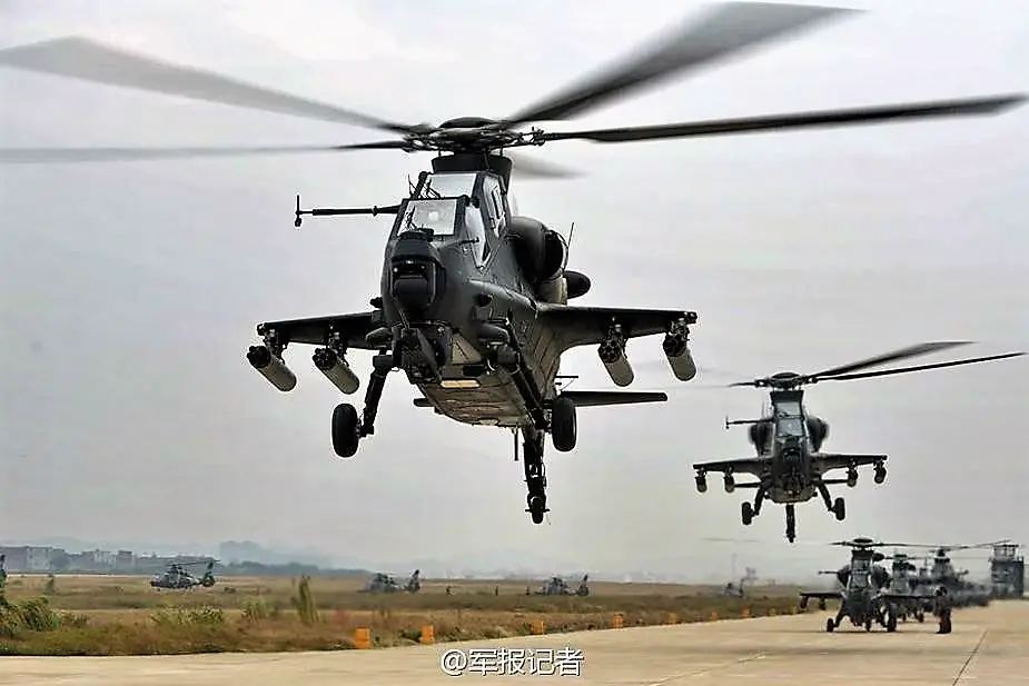 طائرة هليكوبتر هجومية تابعة للقوات الجوية الصينية Z 10 تدخل الخدمة مع PLA Hong Kong Garrison 1