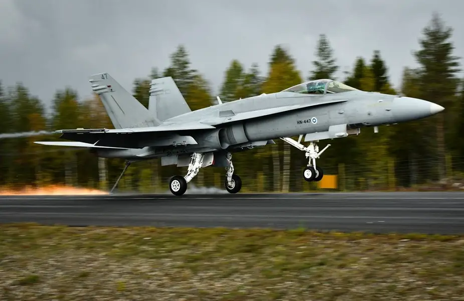 Finnish fighter jets to train on highway during Baana 22 exercise 01