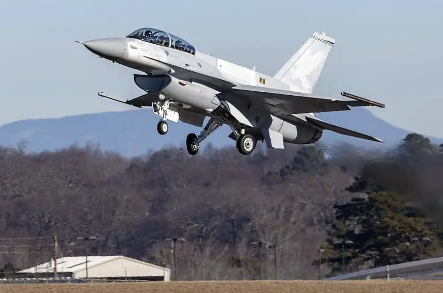 Lockheed Martin performs successful first flight of F 16 Block 70 fighter 2