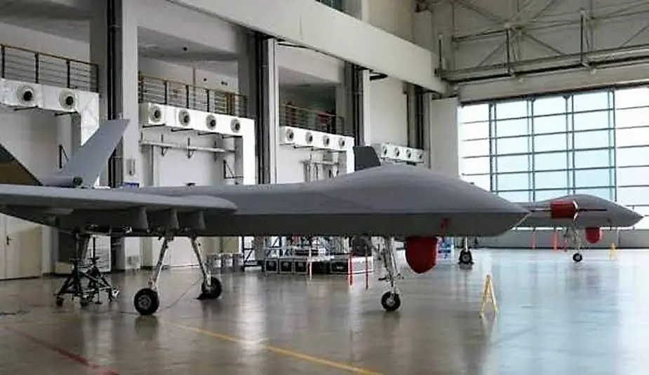 القوات الجوية النيجيرية تستقبل 5 طائرات بدون طيار صينية الصنع من طراز Wing Loong II