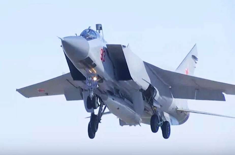 Russian MiG 31K crew officially able to program target designation to Kinzhal hypersonic missile while flying