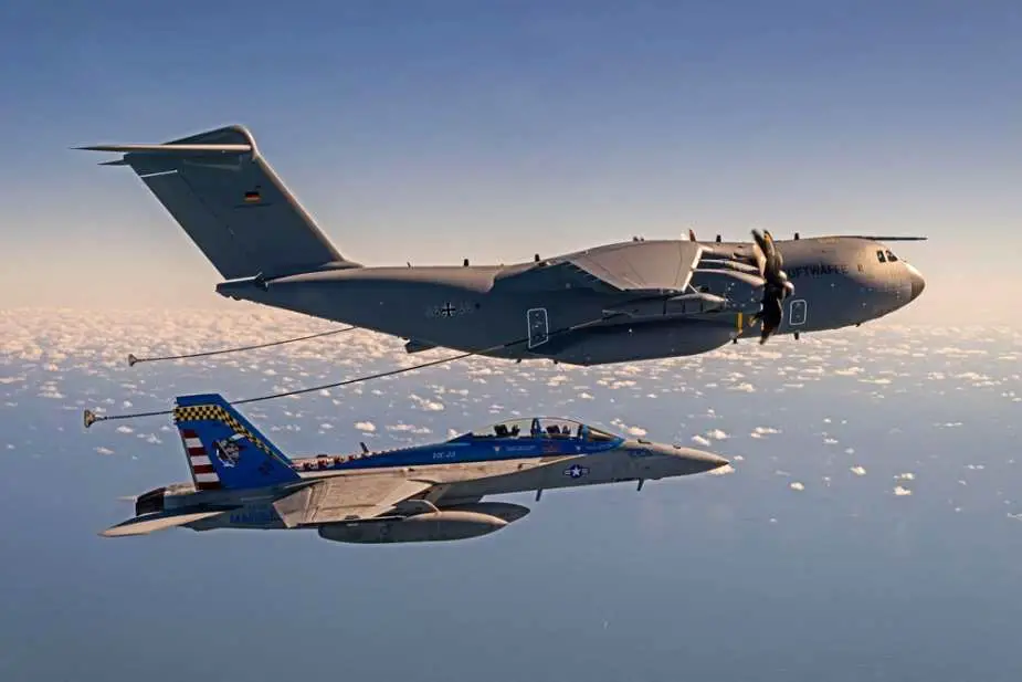Aerial refueling tested with US Navy FA 18F and German Air Force Airbus A400M 2
