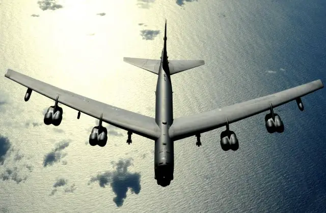 B-52 B-52H strategic bomber technical data sheet specifications intelligence description information identification pictures photos images video BOEING Strategic bombers BOEING Strategic bombers Aircraft United States American US USN USMC US Air Force US Navy aviation aerospace defence industry military technology